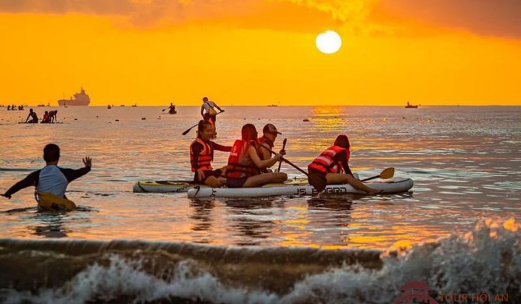 Chèo Thuyền Sup - Một trải nghiệm độc đáo tại Đà Nẵng 