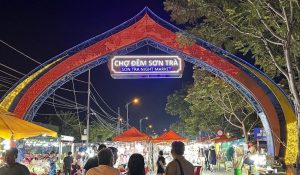 Chợ đêm Sơn Trà - Hành trình mua sắm và trải nghiệm ẩm thực độc đáo