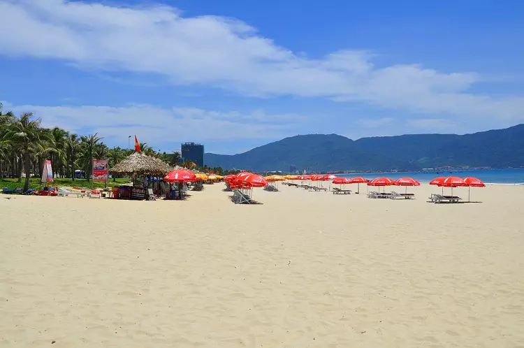 bãi biển Xuân Thiều Đà Nẵng