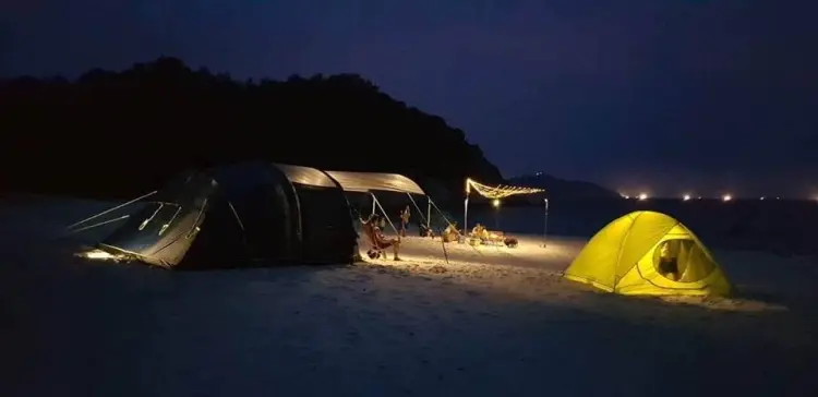 Cắm trại qua đêm