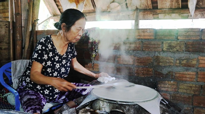 Làng bánh tráng Túy Loan