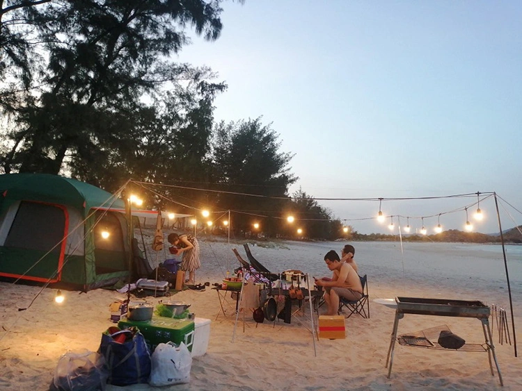 Cắm trại qua đêm trên bãi biển
