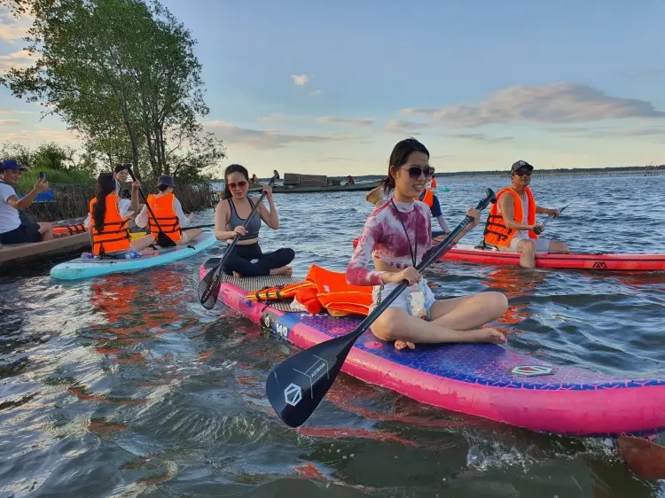 Chèo thuyền sup