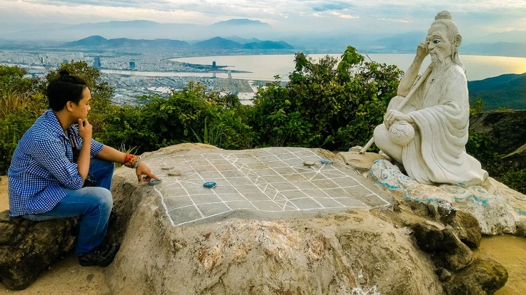 Đỉnh Bàn Cờ