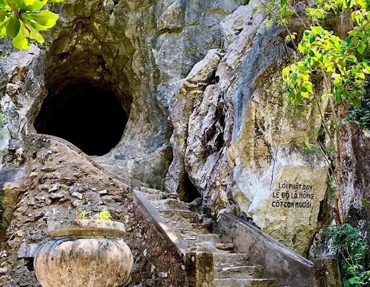 Thuộc Ngũ Hành Sơn