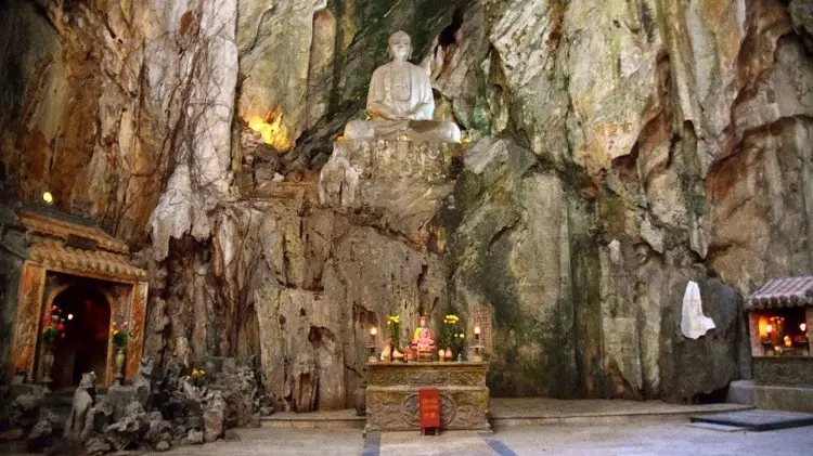 Bỏ túi một số lưu ý khi tham quan Động Huyền Không 