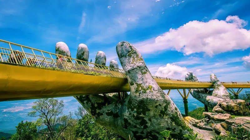 Cầu Vàng Bà Nà Hills