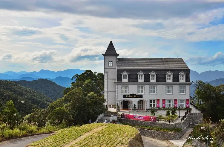 Debay Bà Nà Hills – khách sạn Bà Nà Hill có view đẹp