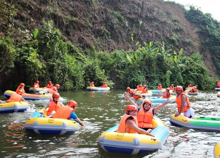 Trải nghiệm chèo thuyền 