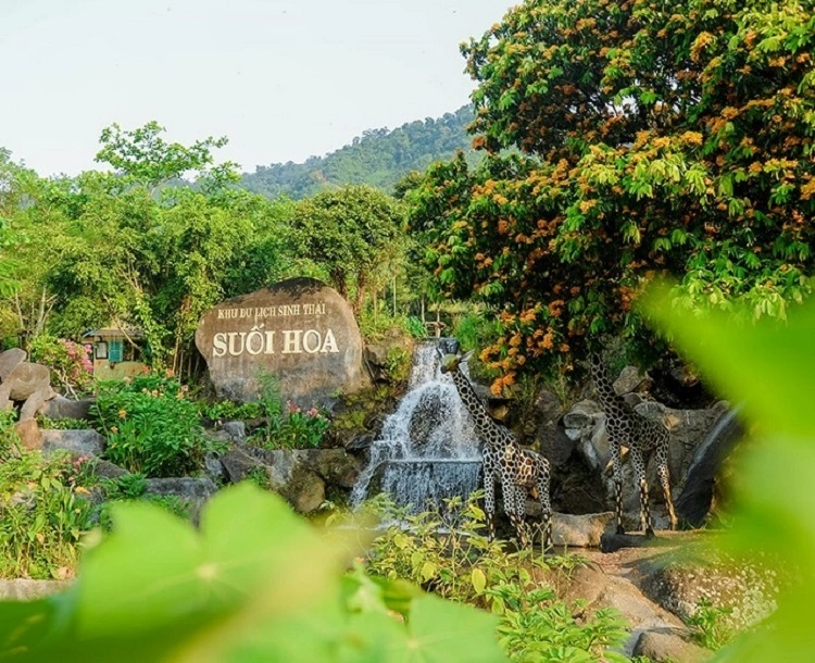 khu du lịch sinh thái Suối Hoa