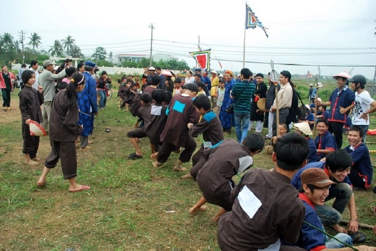 Làng cổ Phong Nam