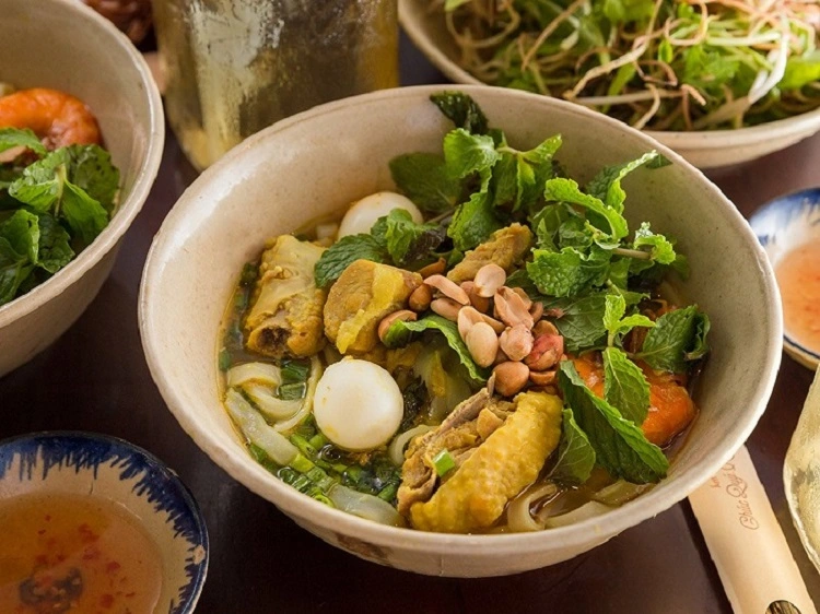 Làng cổ Phong Nam