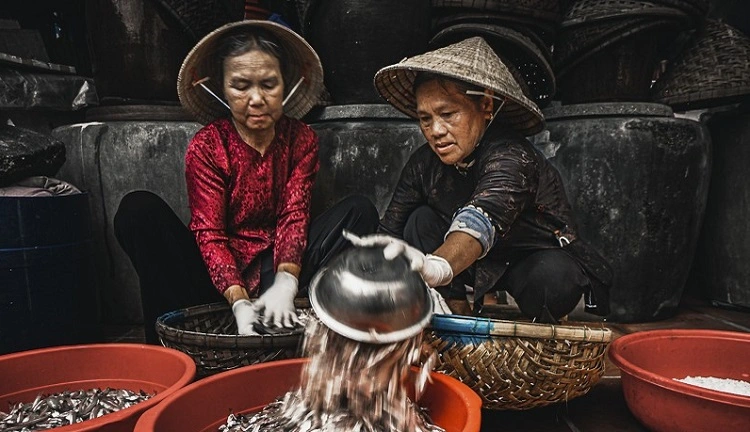 Nước mắm làm từ cá tươi ngon