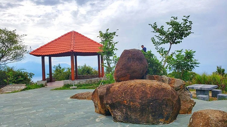NHà Vọng Cành Đà Nẵng