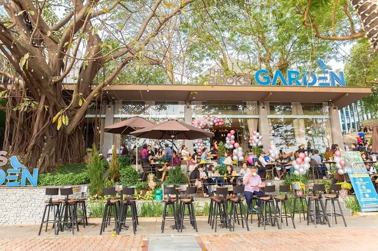 The Books Garden Cafe